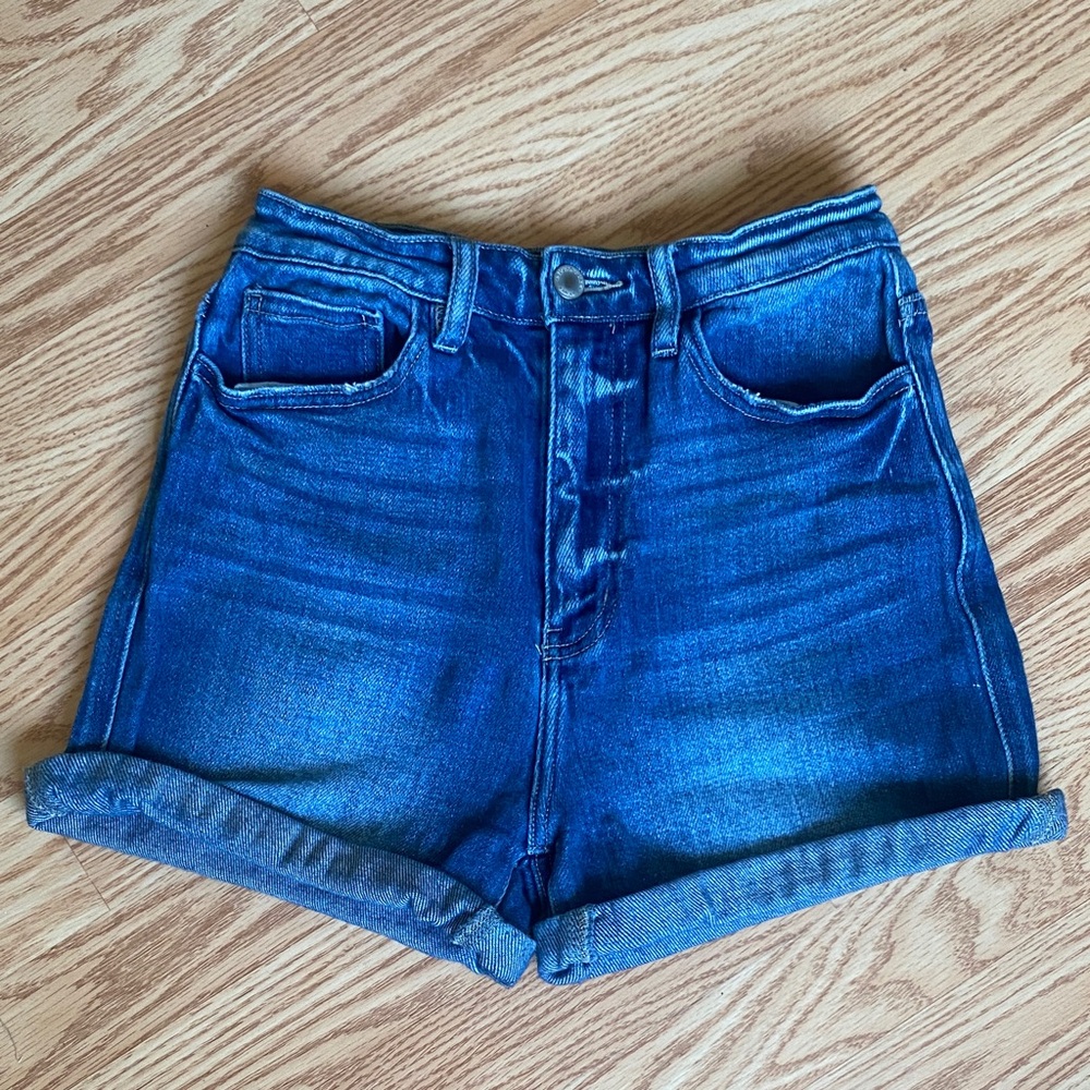 KanCan Rolled Hem Short - size 24